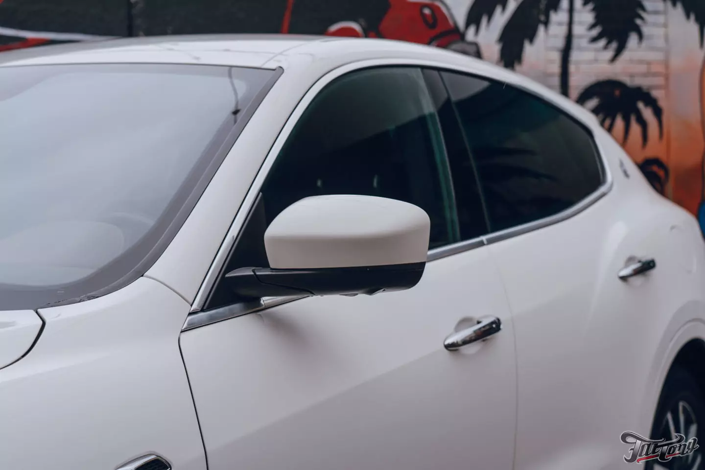 Кузовной ремонт Maserati Levante и установка bi-led модулей